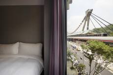 天雲旅棧台北基河